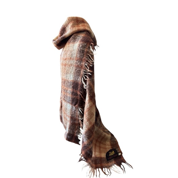 The Edinburgh Woollen Mill Vintage Scottish Wool Plaid Lap Blanket/ Shawl/ Throw - Picture 5 of 10